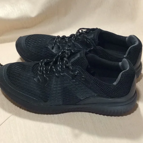 Avia Men’s Size 12 Endoropro Black Sneakers - Picture 3 of 16